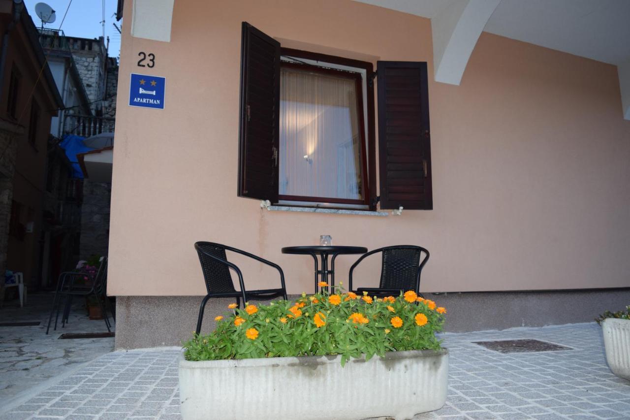Apartman Nino Novigrad  Exterior foto